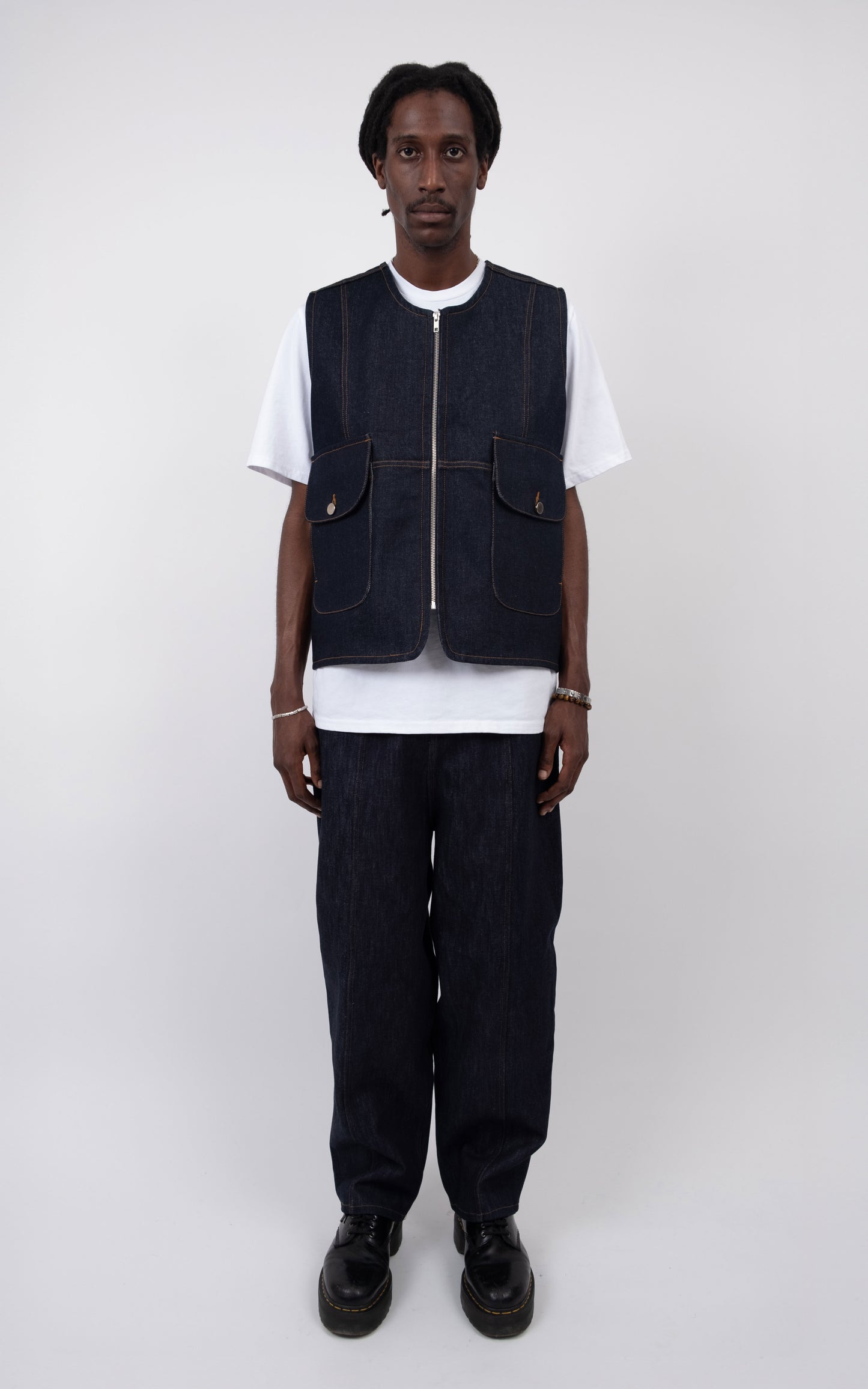 LE GILET DENIM BRUT