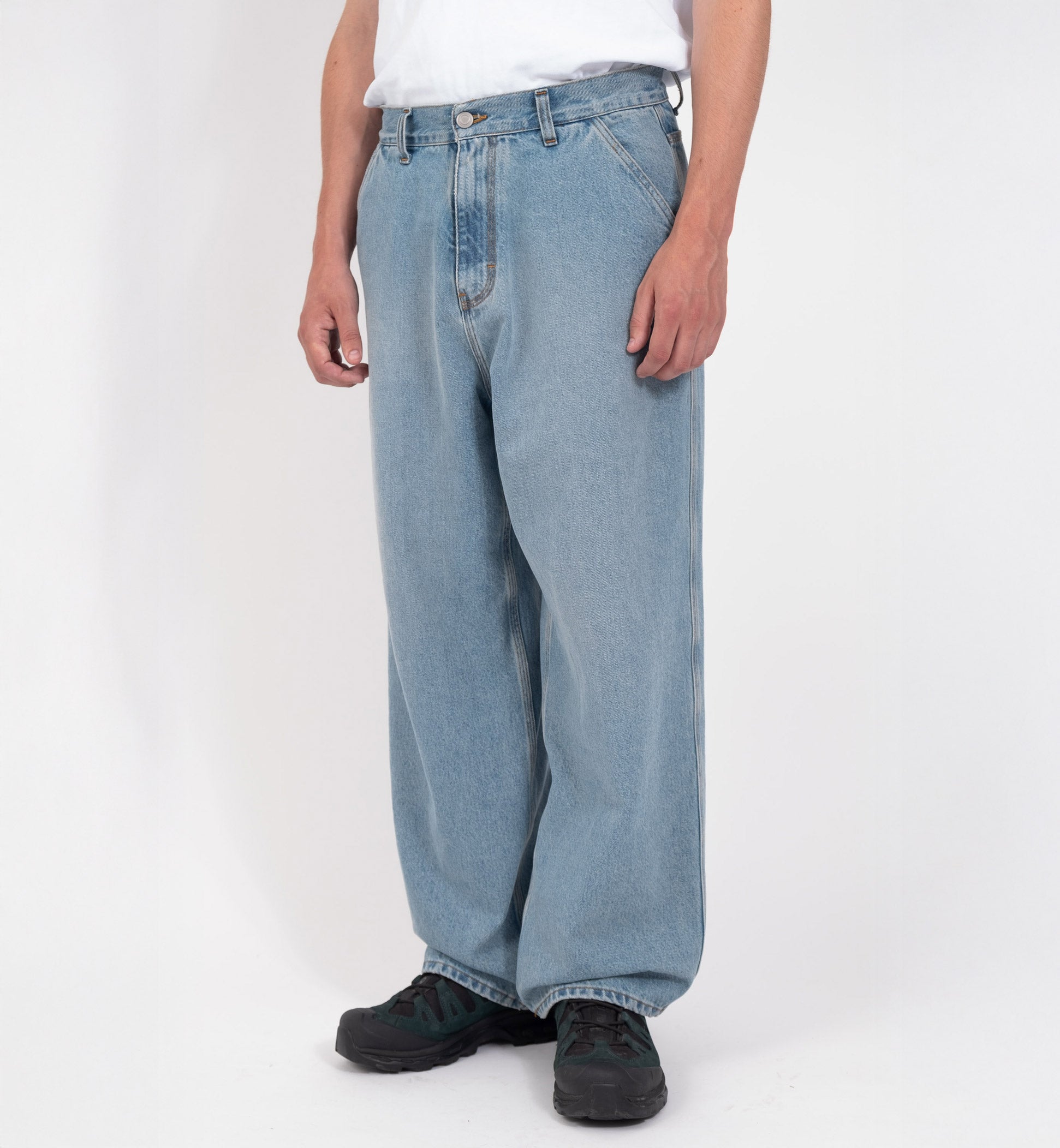 TRIPLE STITCH DIRTY WASH JEANS