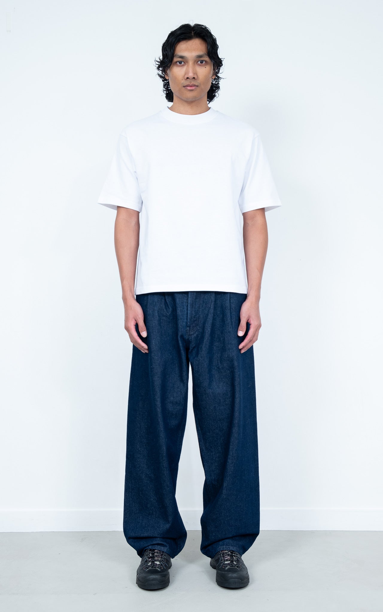 LE JEAN PLEATED BRUT