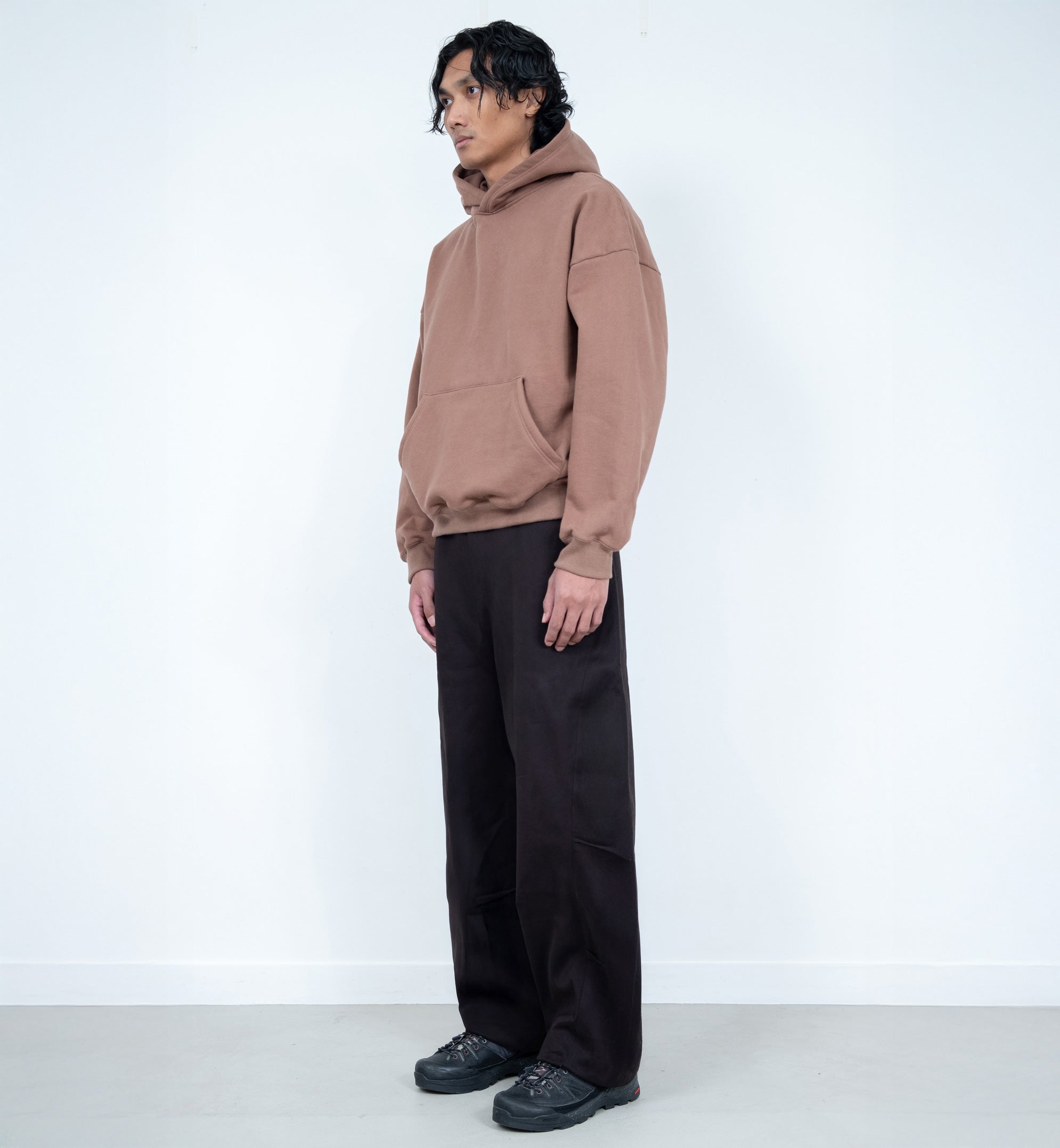 LE SWEAT BRODÉ MARRON