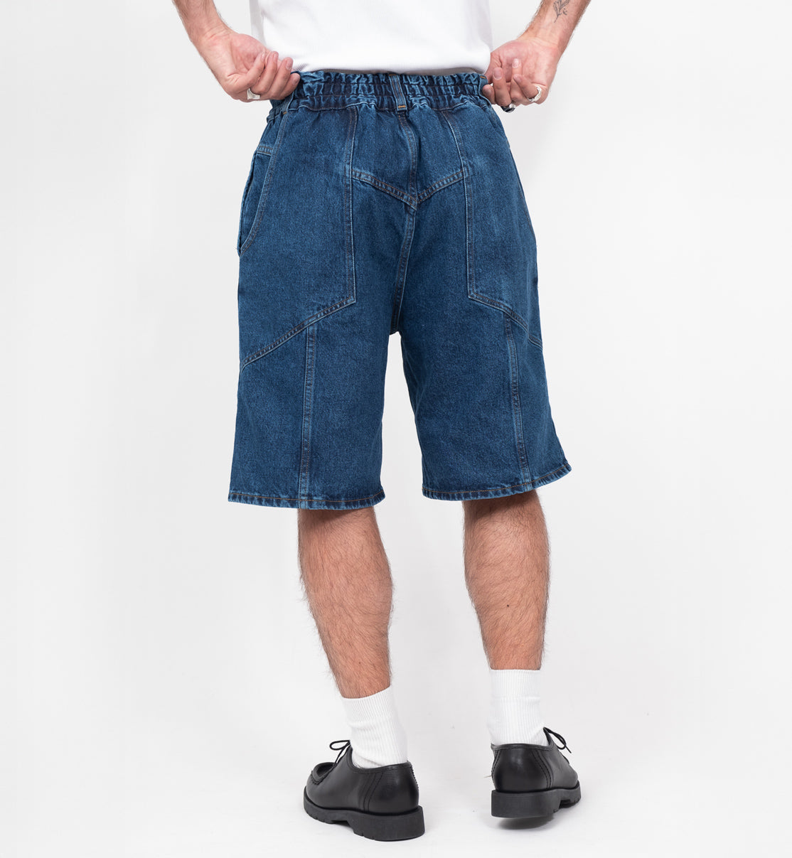 LE SHORT METRO USED