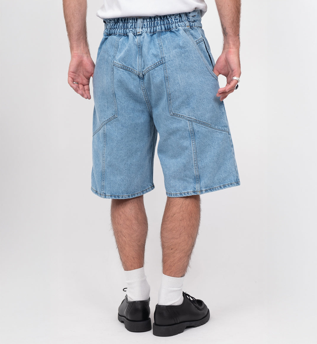 LE SHORT METRO WASHED
