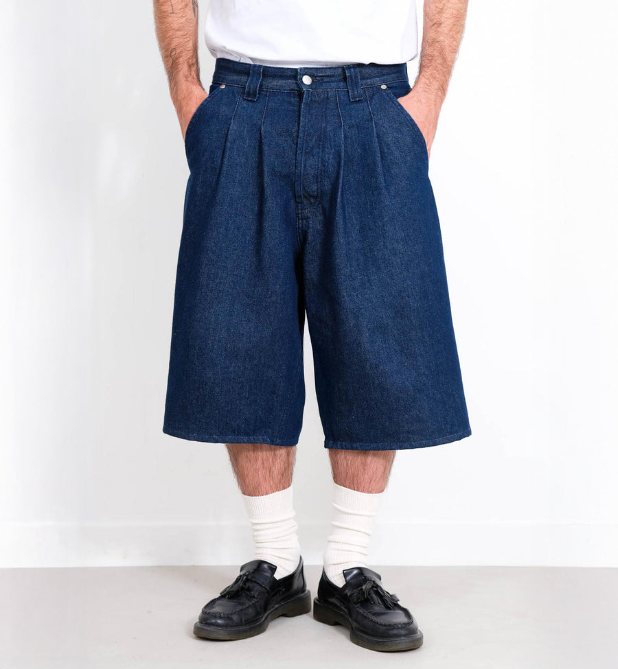 LE SHORT PLEATED